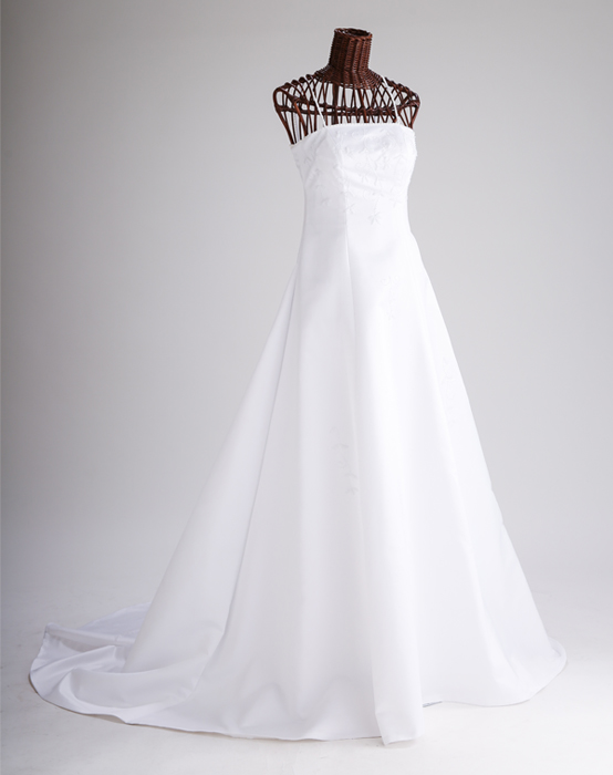 ウェディングドレス