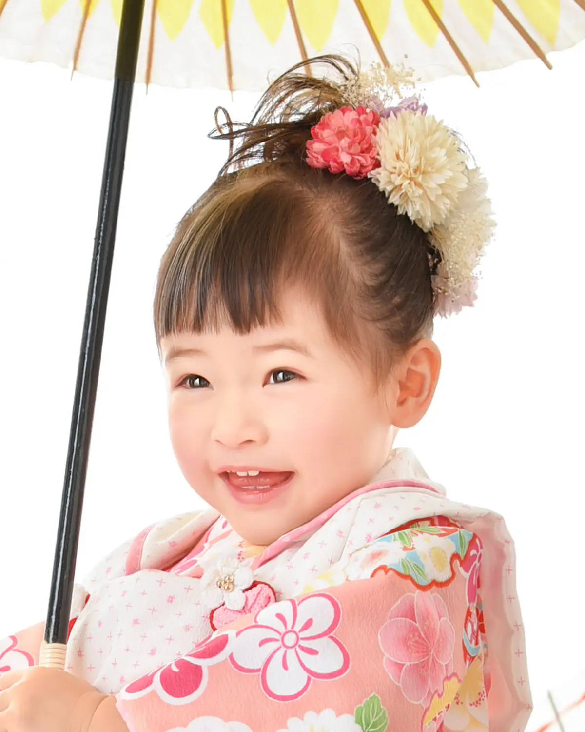 七五三 3歳女の子 逆毛でふんわり！お団子ヘア