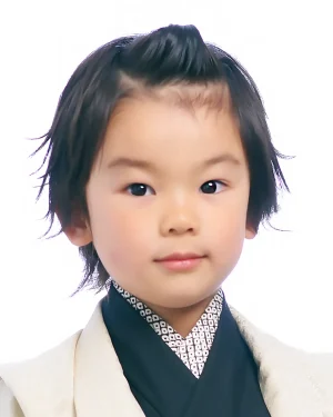 七五三 5歳男の子 平成風アップバングレトロヘア