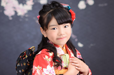 美品‼️【七五三7歳、ハーフ成人式、13詣り】などに最適です。 七五三 7歳着物十三参り ハーフ成人式 （ハーフ成人式・十三